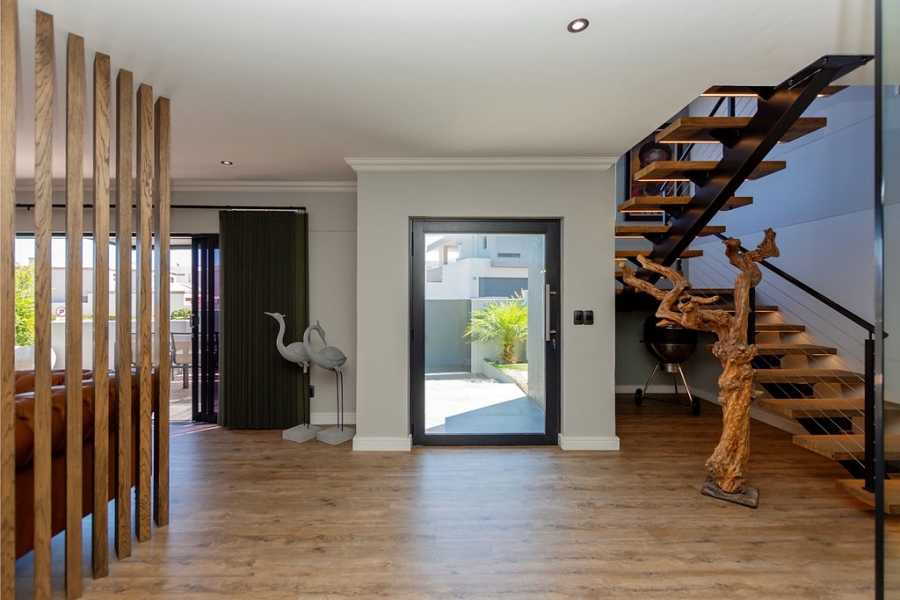 3 Bedroom Property for Sale in Calypso Beach Western Cape